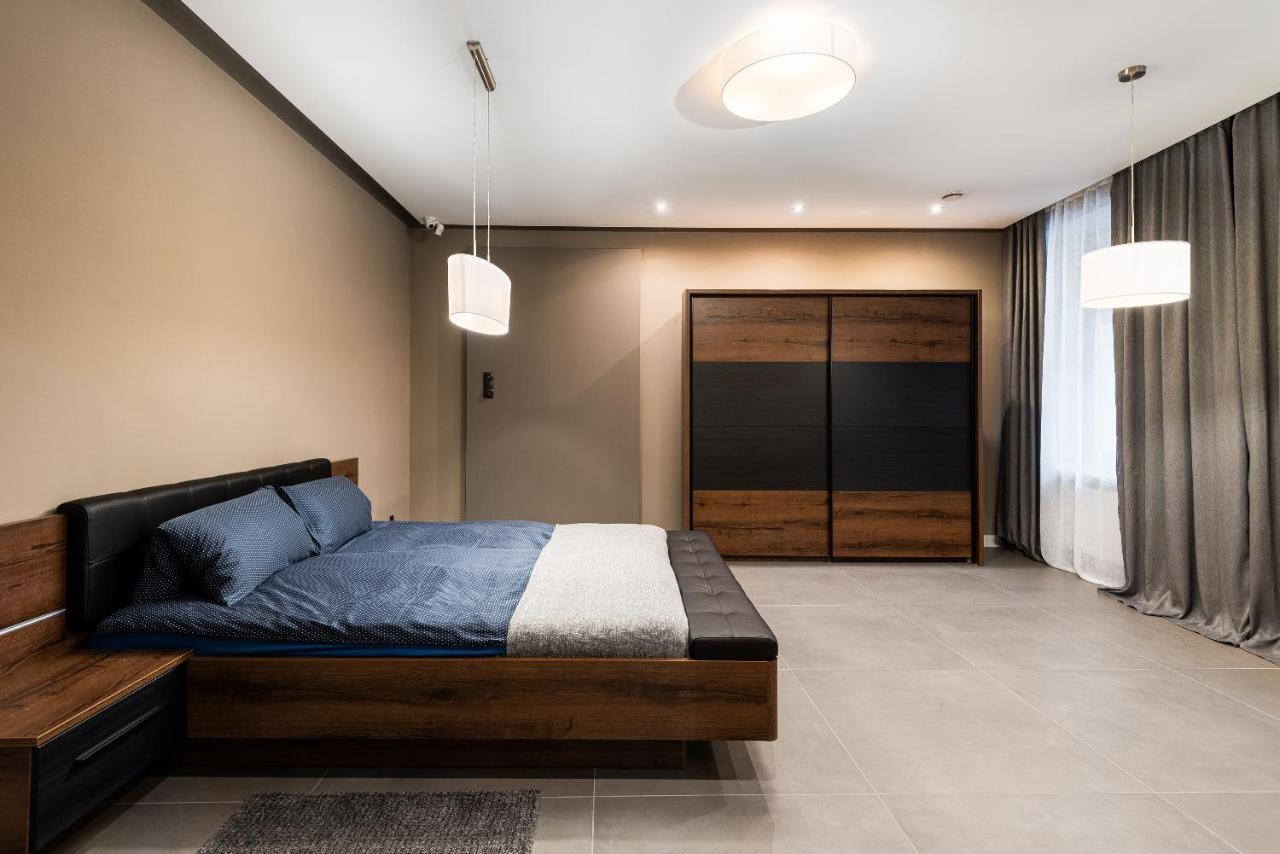 Apartament Platynowy - Centrum Gliwic Z Parkingiem 格利维采 外观 照片